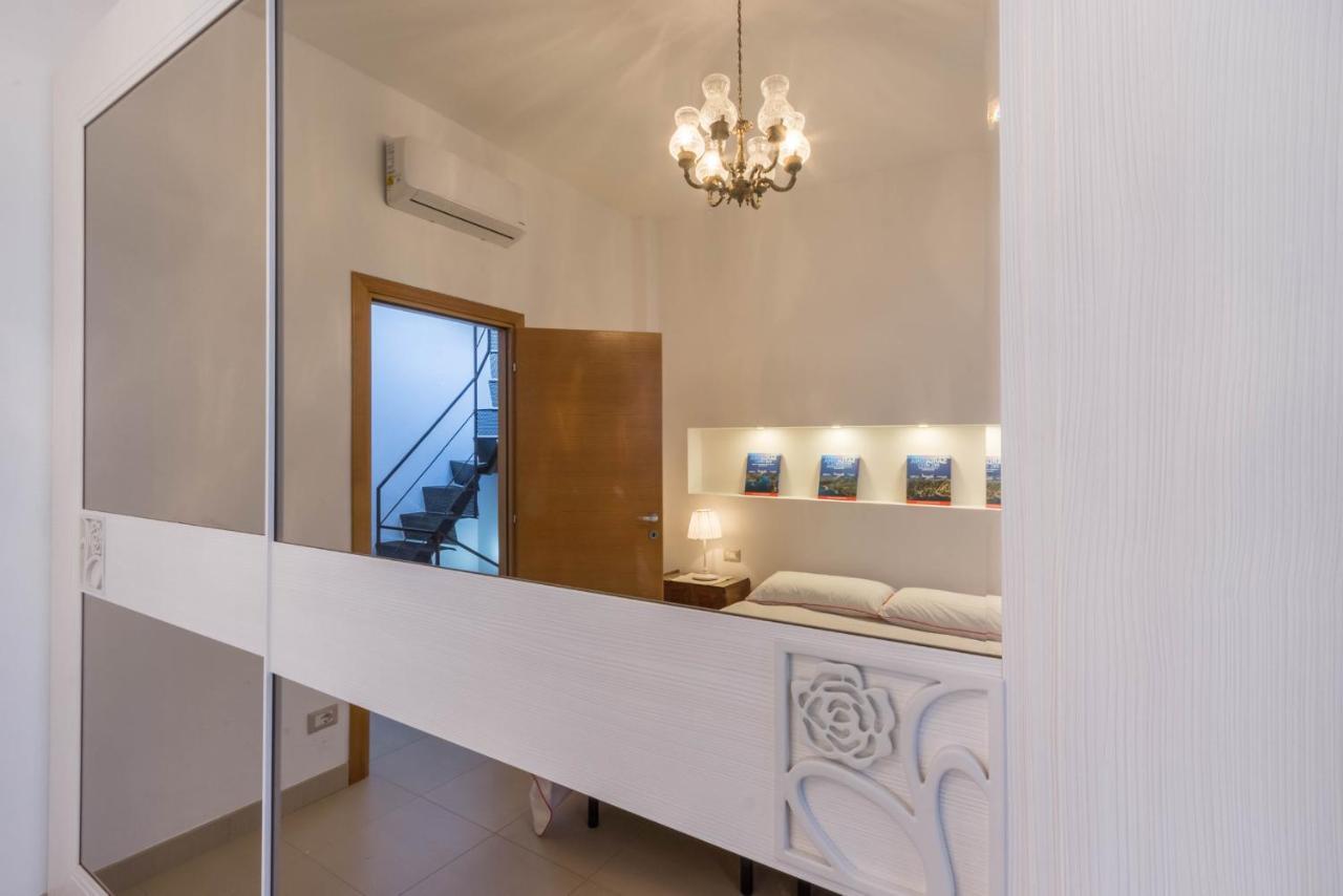 "Sa Ruga" Di Stampace Apartment กาญารี ภายนอก รูปภาพ